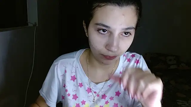 mia__lopez_ 现场聊天室