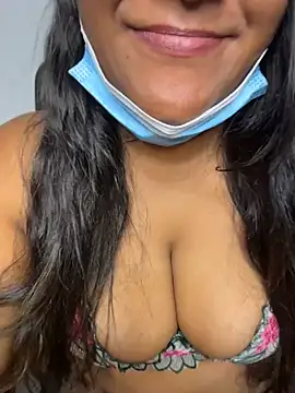Sweet_Melon96's Live Sex Cam Show