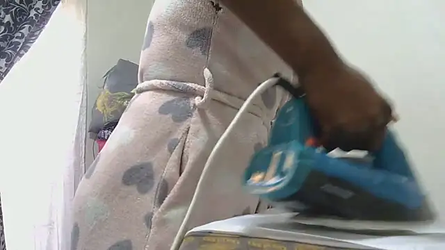 Chat soba uživo modela sluttylaura21