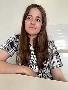 Lady_woman Adlı Modelin Canlı Sohbet Odası