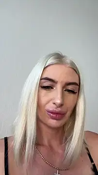 Mia_Roxie Live chatroom