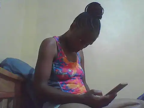 Smillie_prety's Live Chat Room