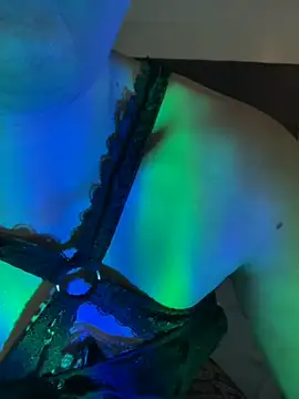 SweetHushviolet's Live Chat Room