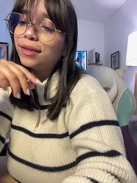 tati_reyess live-chat rom