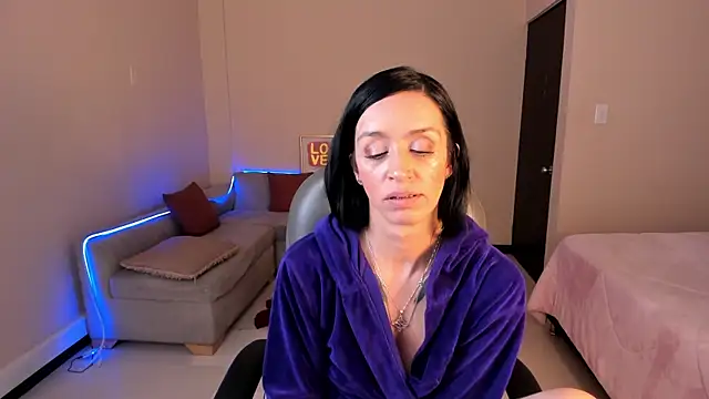 Kristen_Garner Ruang Obrolan Langsung
