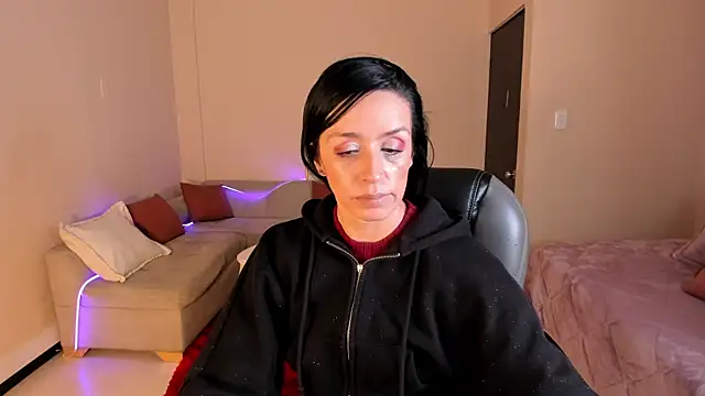 Kristen_Garner Cameră chat live