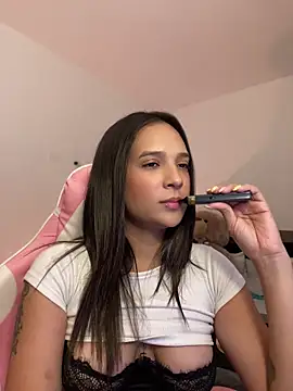 Živá chatovací místnost cutie_dance