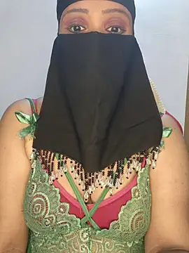 Malluivaniya লাইভ চ্যাট রুম