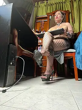 غرفة دردشة _BrendaMichel_ المباشرة