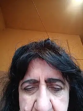 Lovely_Lori – Naživo chatovacia miestnosť