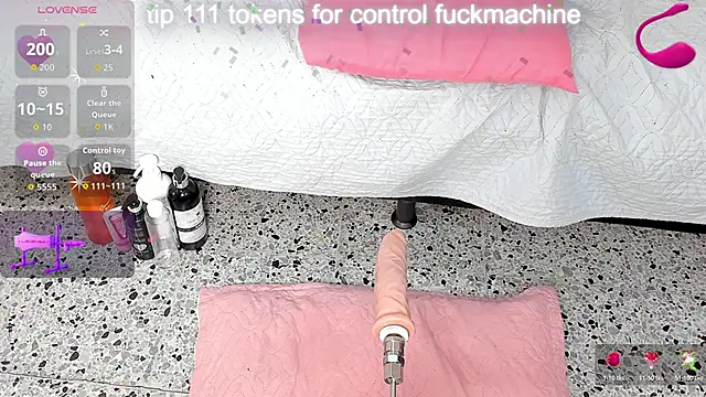 squirt_teen élő chatszobája