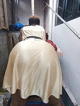 Ledi_brown Cameră chat live