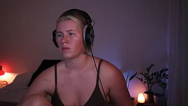 moonamii – Naživo chatovacia miestnosť