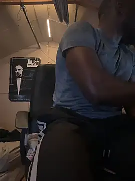 Bigpapiq Live Chatraum