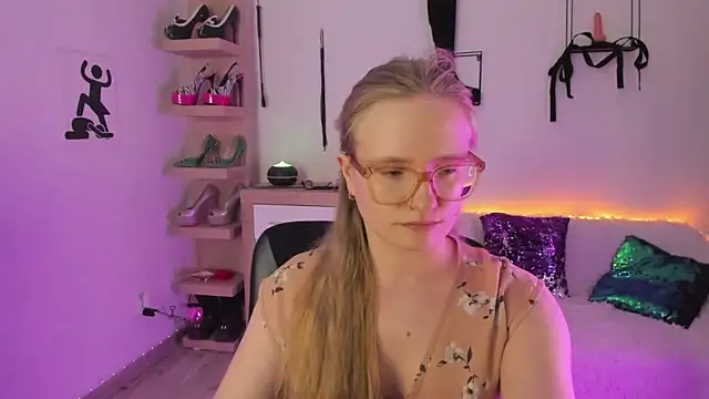 Sala de chat ao vivo de NancyHottie