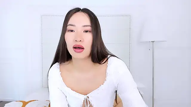 Živá chatovací místnost NaomiYuu