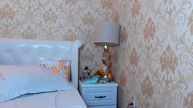 JuliaHunts Adlı Modelin Canlı Sohbet Odası