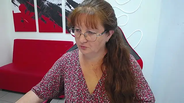 VanessaHotts Adlı Modelin Canlı Sohbet Odası