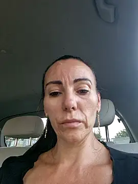 milflovelyxxx 실시간 채팅방