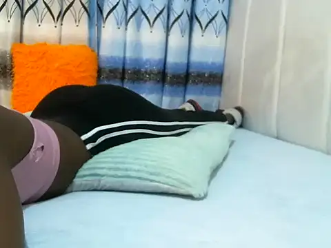 miss_barbiee Adlı Modelin Canlı Sohbet Odası