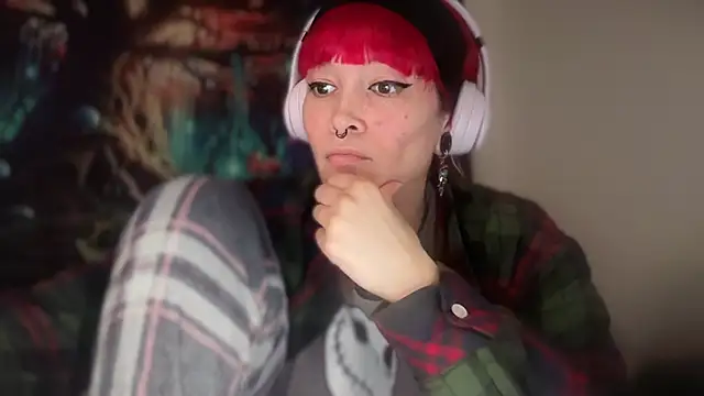 غرفة دردشة FRRANNKIE المباشرة