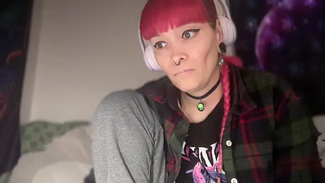 Živá chatovací místnost FRRANNKIE