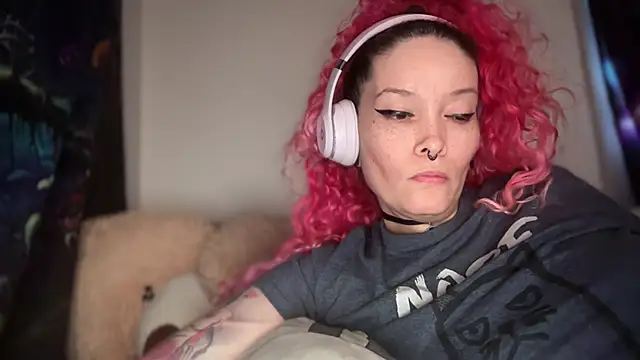 Živá chatovací místnost FRRANNKIE