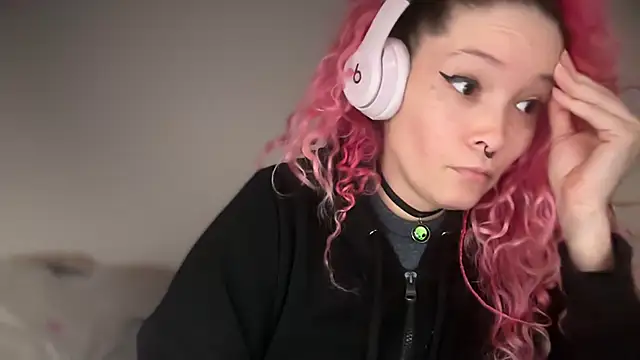 FRRANNKIE Live Chatraum