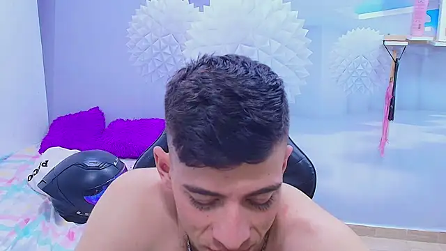 DEIBY_BABY élő chatszobája