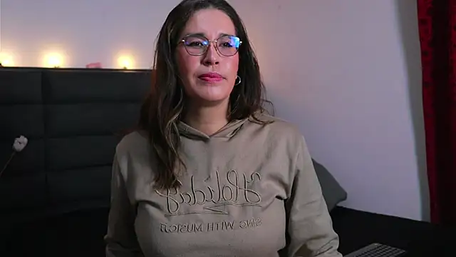 غرفة درد شة kathieandpovcock1 المباشرة