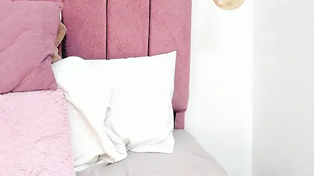 Chat soba uživo modela samantha_stan