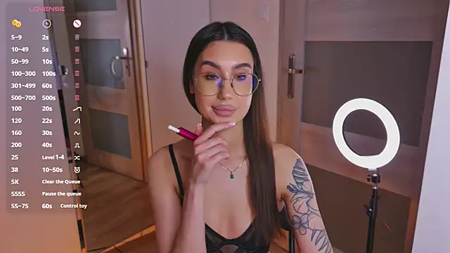 חדר צ'אט בשידור חי של Velina83
