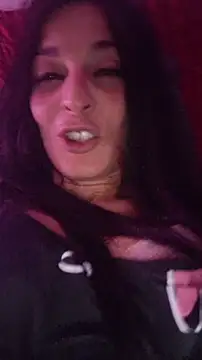 חדר צ'אט בשידור חי של Viola43
