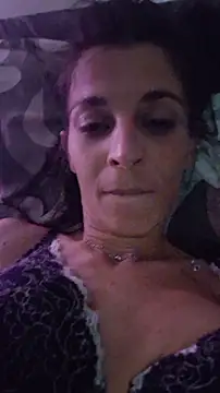 Viola43 Live chatroom