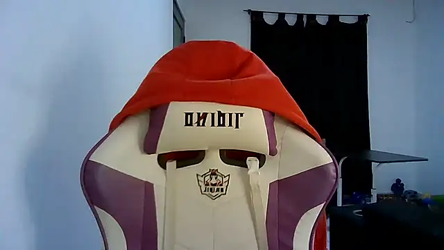ห้องแชทสดของ esteni