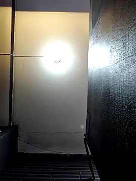 Sam_Sara Live Chatraum