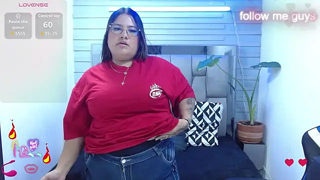 evelin_zaens' Live Chat Room
