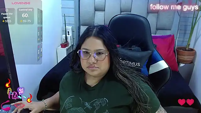 Sala de chat en directo de evelin_zaens