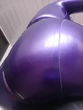 Sala de chat ao vivo de LatexDevil_Blondie