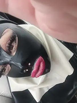 LatexDevil_Blondien Live chat-huone