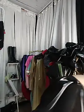 Sala de chat ao vivo de LatexDevil_Blondie