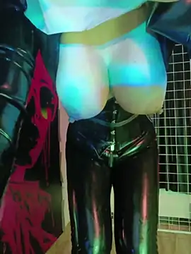 LatexDevil_Blondie 现场聊天室