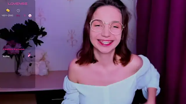 KindHazelHere_ – live chatrum