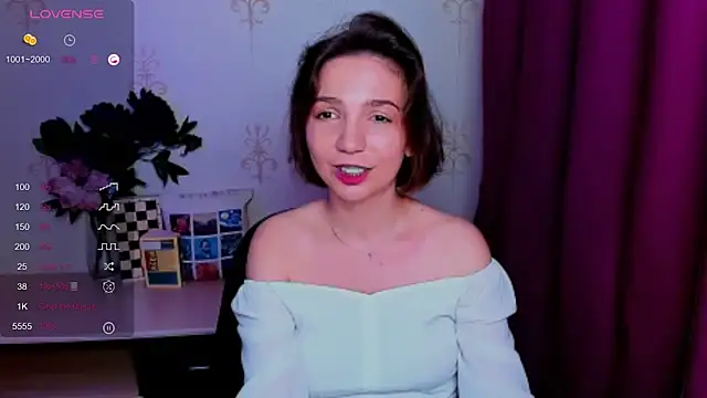 Živá chatovací místnost KindHazelHere_