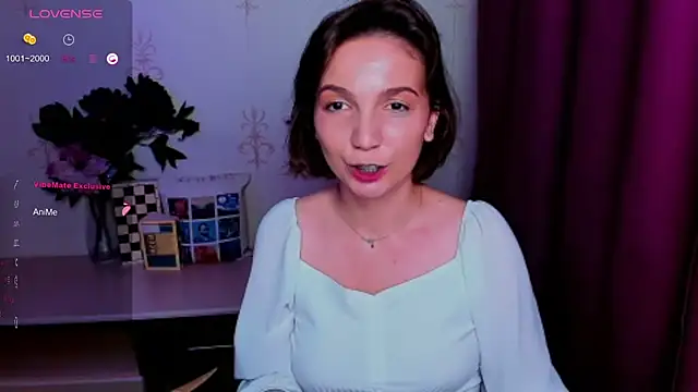 Sala de chat en directo de KindHazelHere_