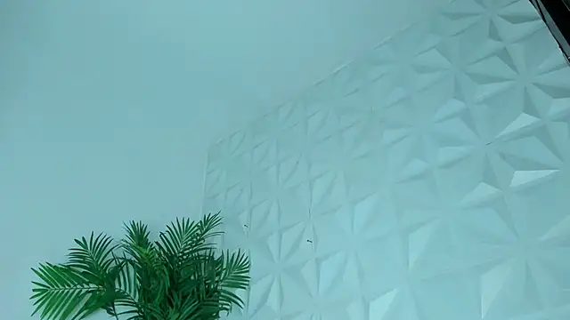 Živá chatovací místnost Hellen_Sky