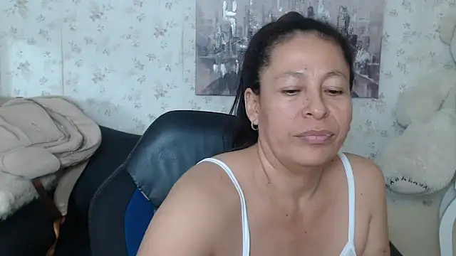 mature_martina Adlı Modelin Canlı Sohbet Odası