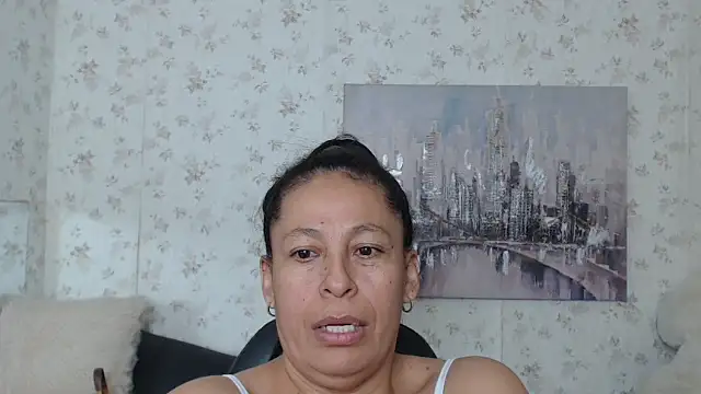 mature_martina's Live Chat Room