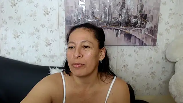 mature_martina's Live Chat Room