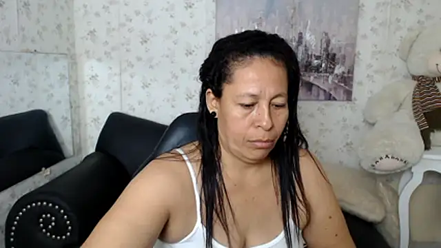 mature_martina লাইভ চ্যাট রুম